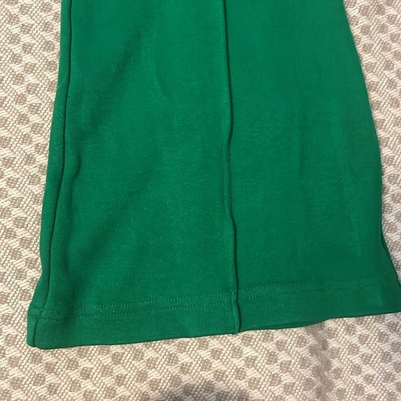 Kelly green Penny Kick Flare Pant
TUCKERNUCK X ATLANTIC-PACIFIC size large. NWT - Picture 4 of 5
